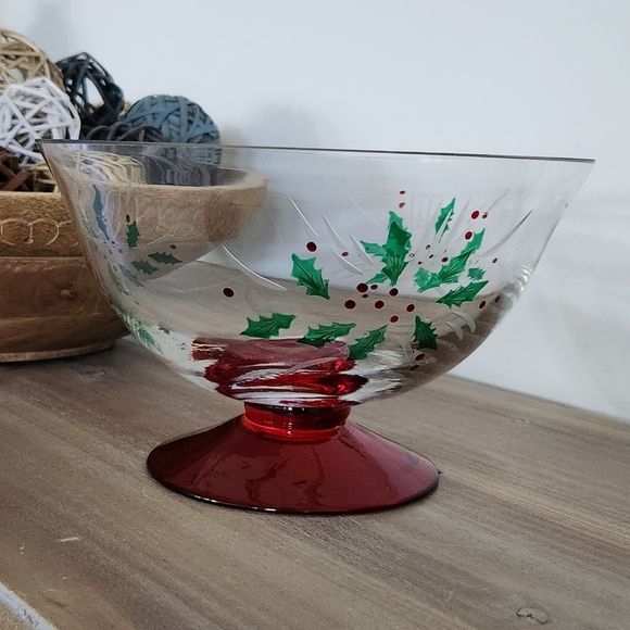 🎄 Gorham Crystal Festive Holiday Bowl – 8.5”, With Box, Christmas Elegance - Picture 2 of 16